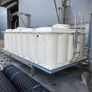 FRP製パネルタンク